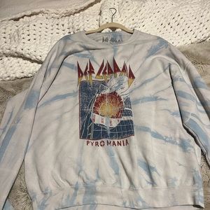 Def Leopard tye dye sweatshirt